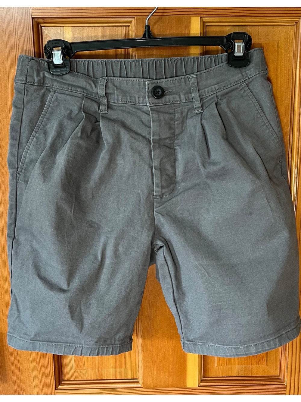 ASOS Men's Gray Flat Front Cotton Shorts